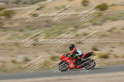 media/Apr-20-2025-AHRMA (Sun) [[393a79c373]]/Race/Group 11 early race/Turn 4b/